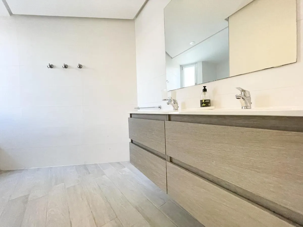 3-Bed Flat, Ocean Garden, Heated Pool Parking Spain